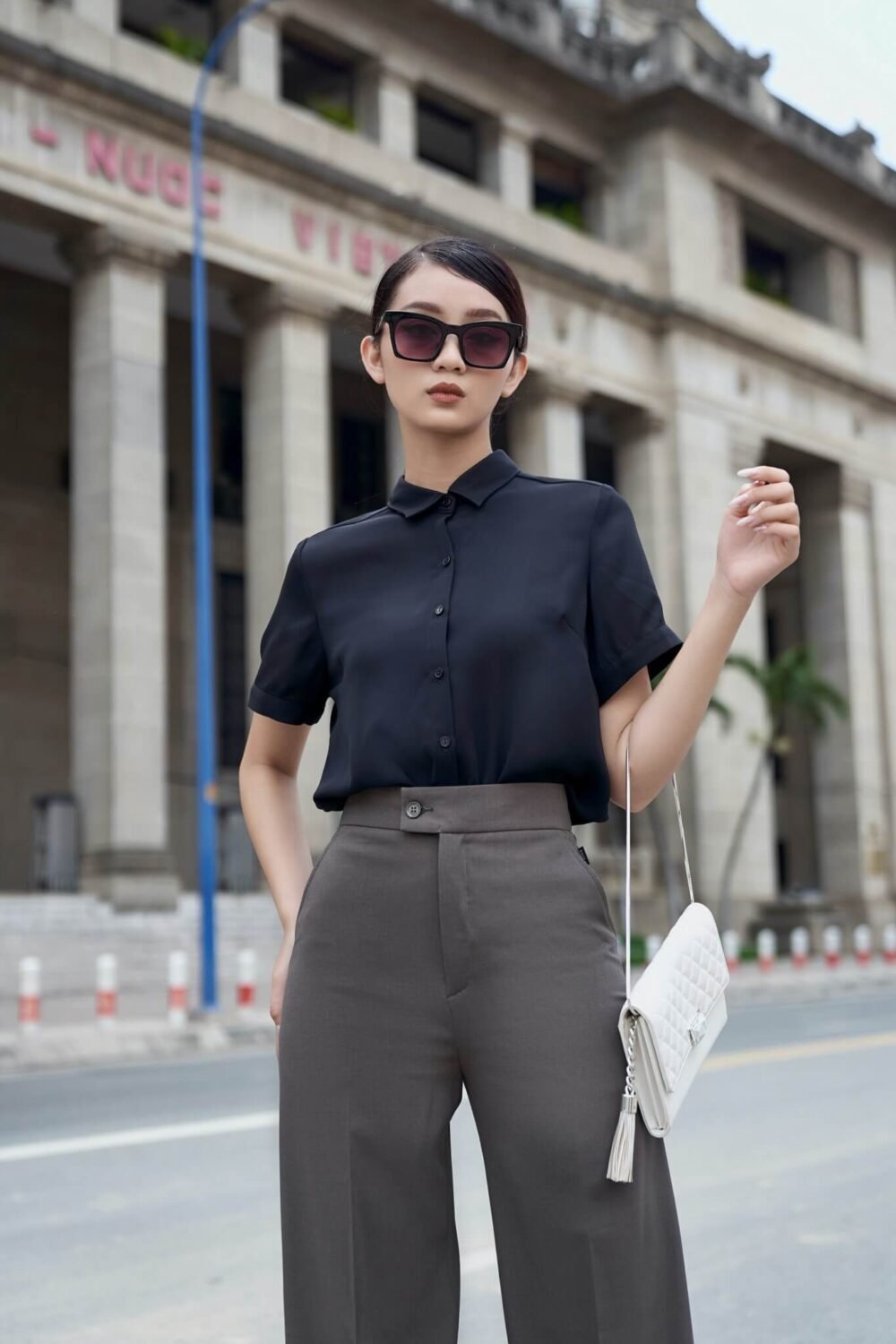 Classic Lụa Ngọc Trai Ngắn Tay