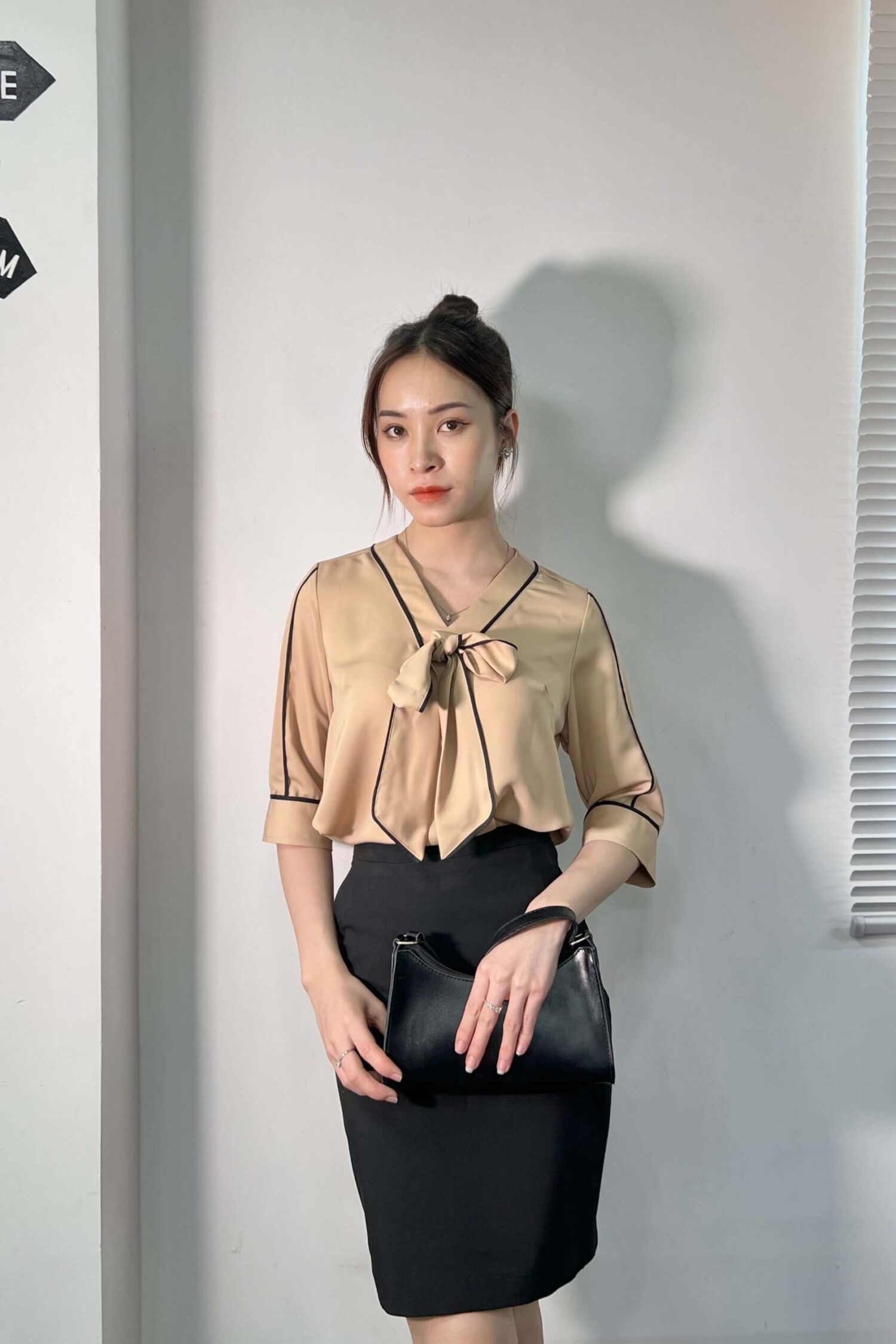 Áo sơ mi tay lỡ AL 042 117 da pc1