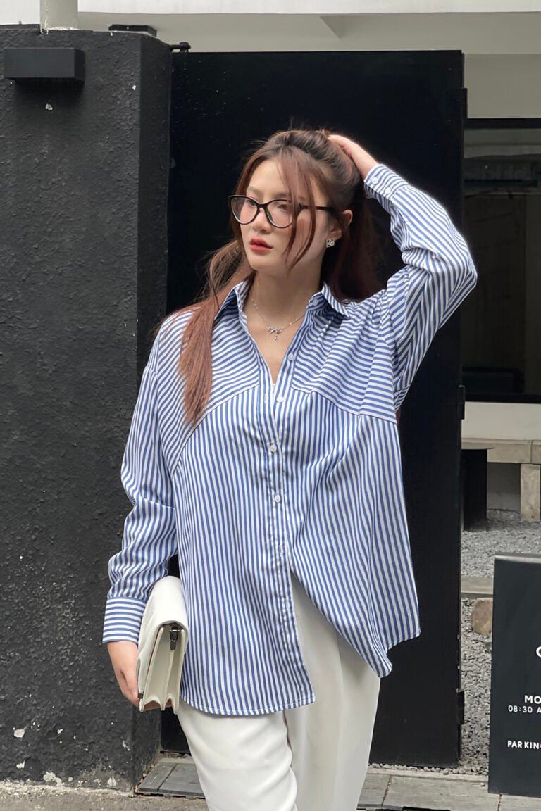 Áo sơ mi tay dài oversize ADO103 sọc xanh dương pc2