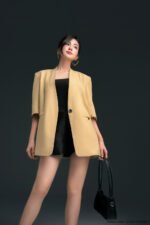 Áo blazer KBF024 vàng pc2