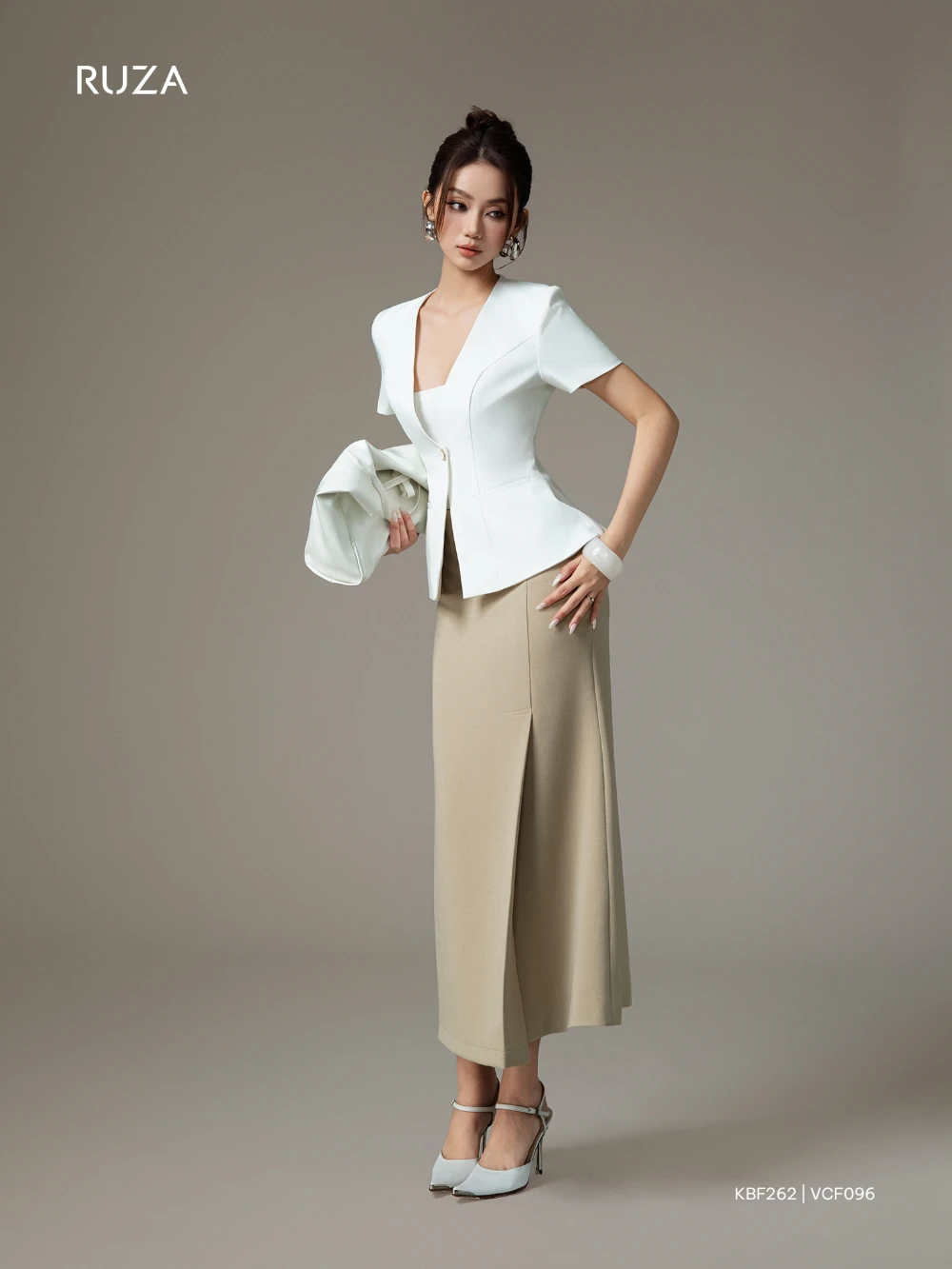 kbf262-vcf0961.webp Áo Khoác Kiểu - Xược Ý - KBF262-KBF263 - Ảnh 18